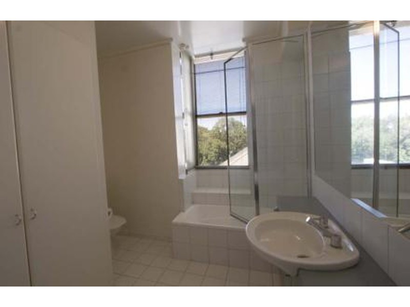 76 Vale Street, East Melbourne VIC 3002