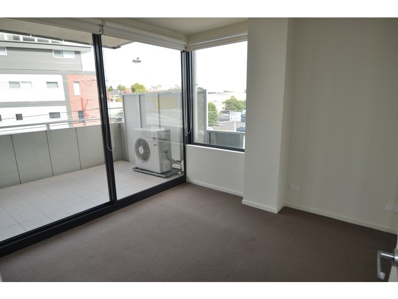 P204/49 Plenty Road, Preston VIC 3072