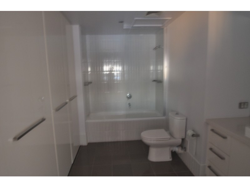 303/220 Commercial Road, Prahran VIC 3181