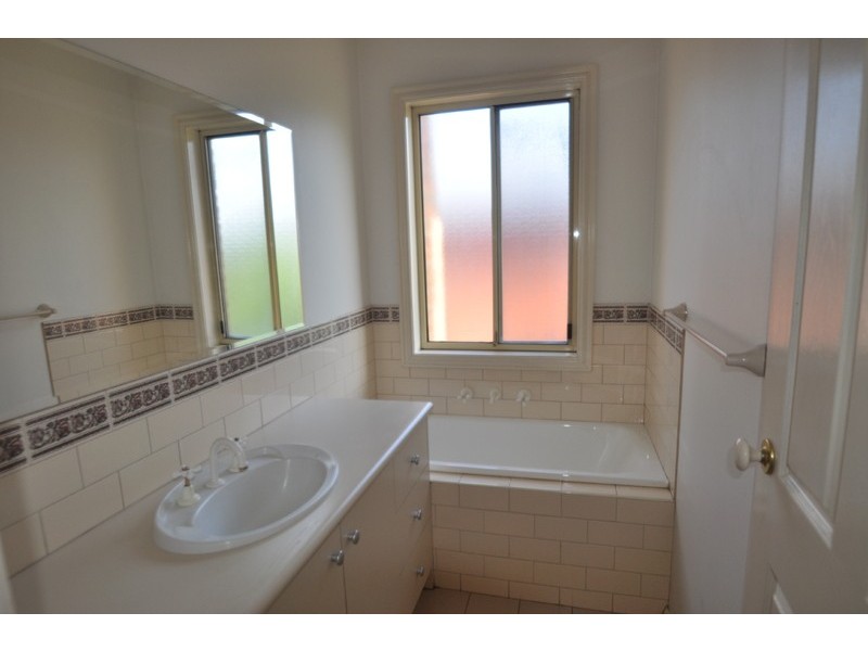 2/19 Waratah Street, West Footscray VIC 3012