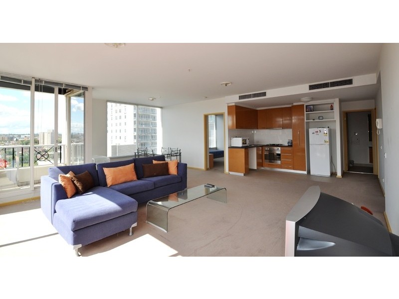 82 Queens Road, Melbourne VIC 3004