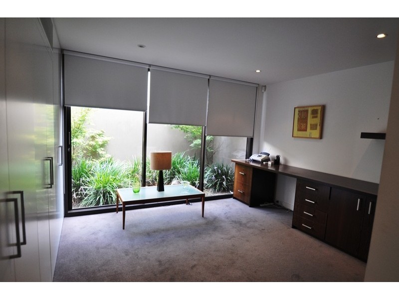 35 St Edmonds Road, Prahran VIC 3181