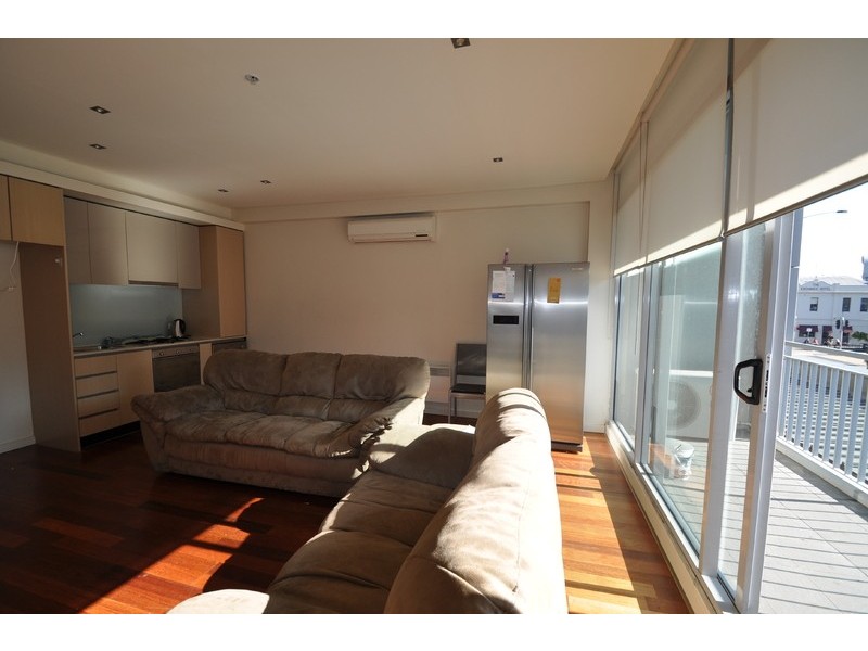 203B/84 Bay Street, Port Melbourne VIC 3207