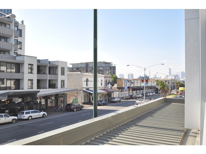 203B/84 Bay Street, Port Melbourne VIC 3207
