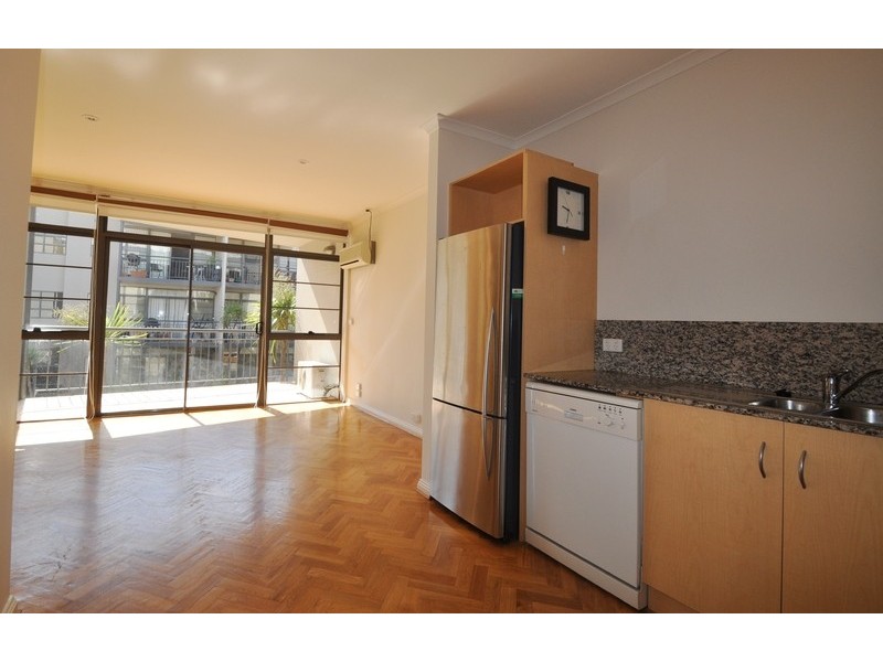 62 Wellington Street, St Kilda VIC 3182