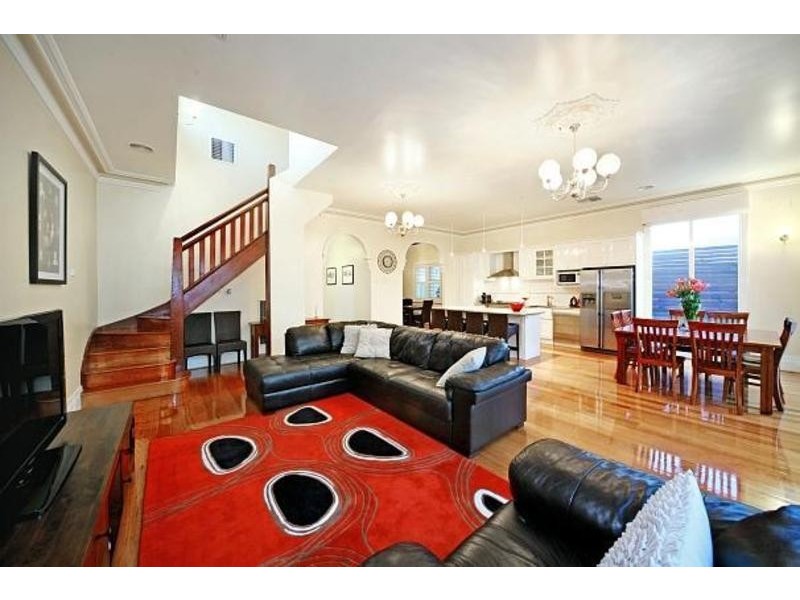 22 Darling Street, Hughesdale VIC 3166