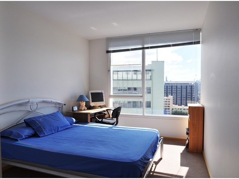 82 Queens Road, Melbourne VIC 3004