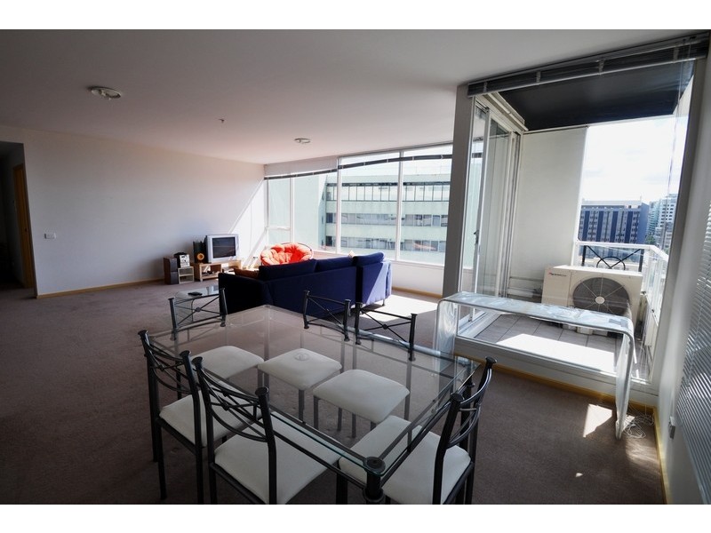 82 Queens Road, Melbourne VIC 3004