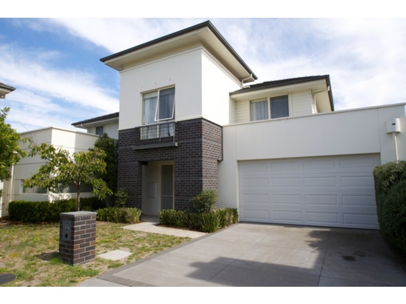 22 Augusta Square, Heatherton VIC 3202