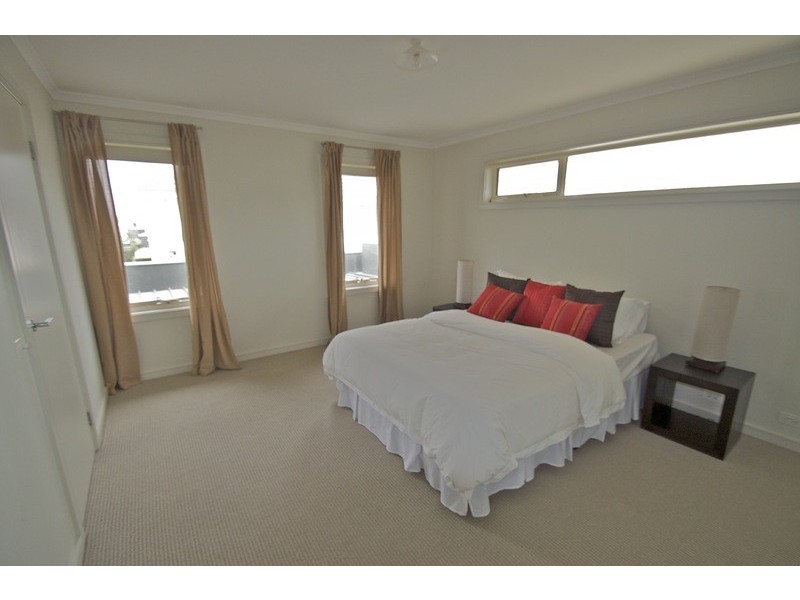 22 Augusta Square, Heatherton VIC 3202