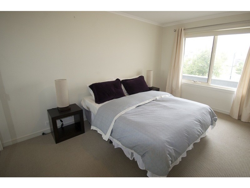 22 Augusta Square, Heatherton VIC 3202