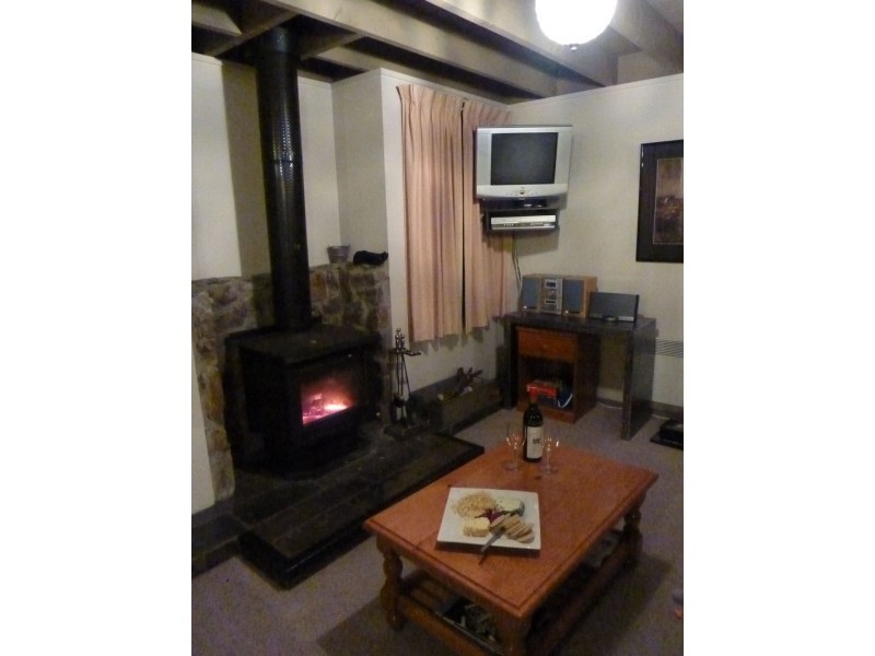 “Aaragon” Dry Bone Lane, Dinner Plain VIC 3898