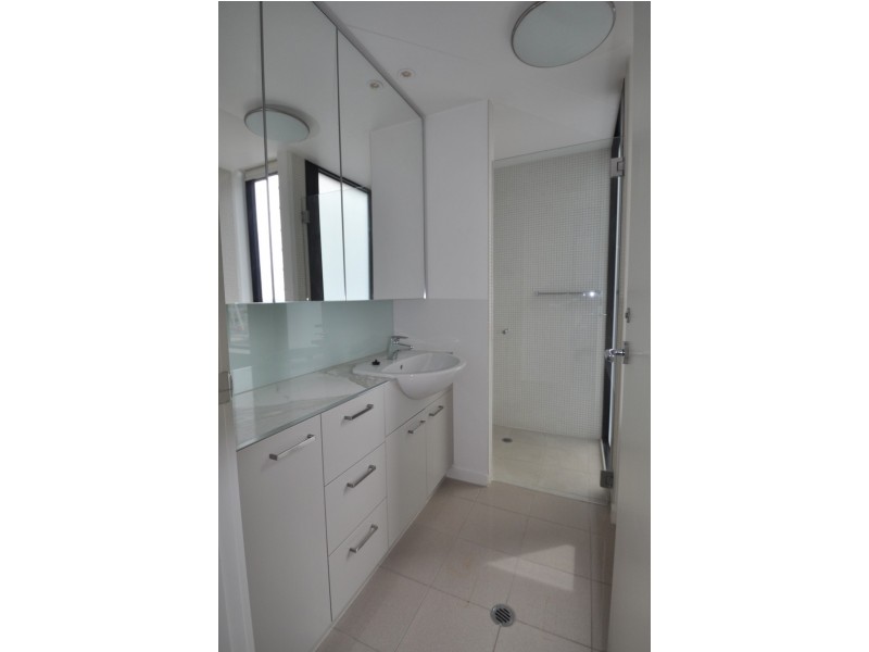 5 Caravel Lane, Docklands VIC 3008