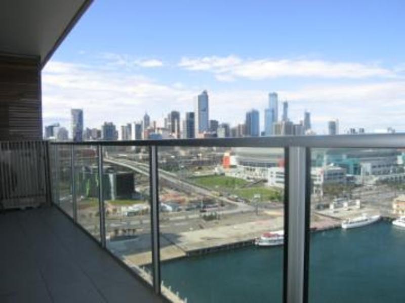 5 Caravel Lane, Docklands VIC 3008