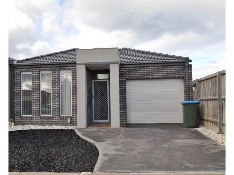 11 Toledo Crescent, Point Cook VIC 3030