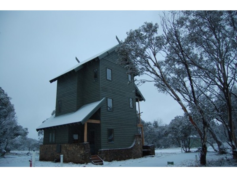 1 Roney Macs Twist, Dinner Plain VIC 3898