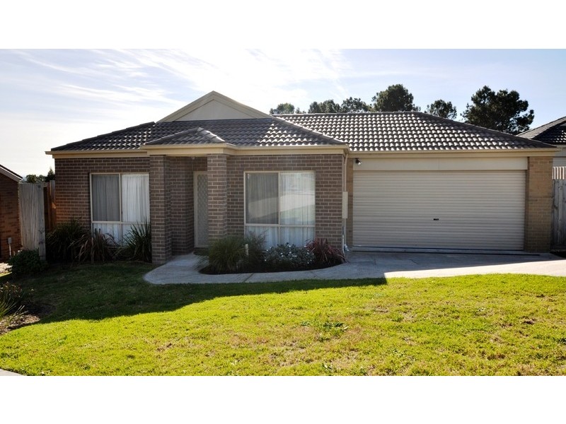 31 Pinewood Drive, Carrum Downs VIC 3201