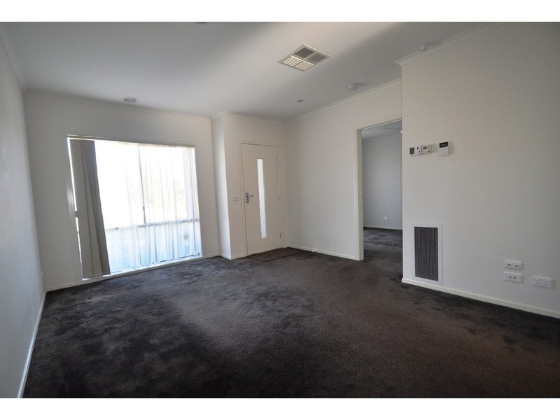 31 Pinewood Drive, Carrum Downs VIC 3201