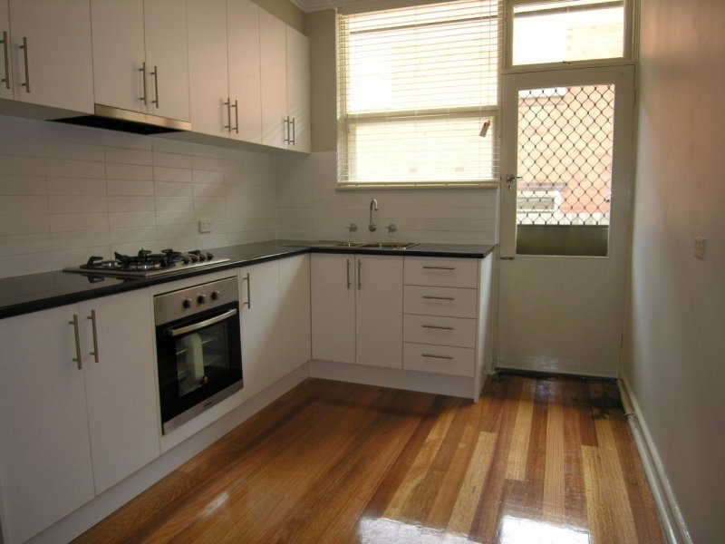 2/169  Glen Huntly Road, Elwood VIC 3184