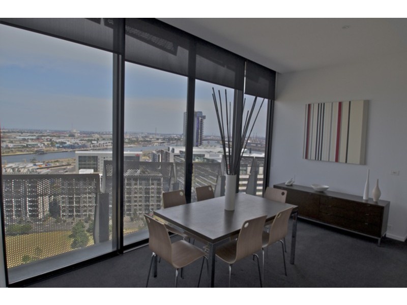 N1801/8 Waterview Walk, Docklands VIC 3008