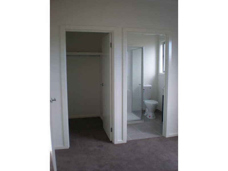 343 Hogans Road, Tarneit VIC 3029