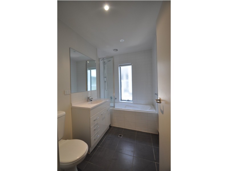 23/44 Everard Street (Cnr Essex St), West Footscray VIC 3012