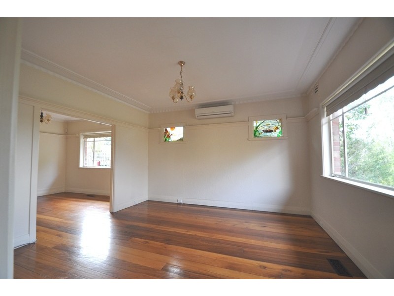 39 Sweetland Road, Box Hill VIC 3128