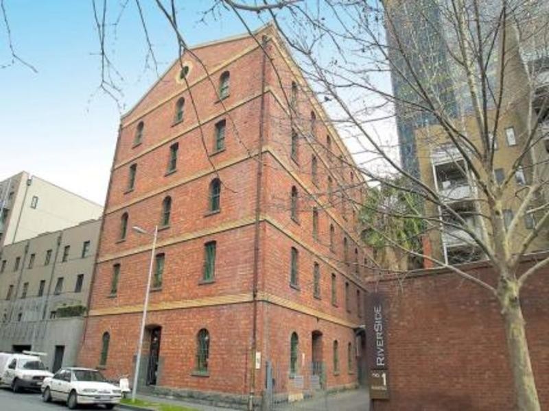 31/1 Riverside Quay, Southbank VIC 3006