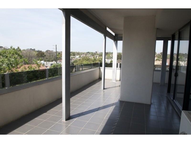 2 Montrose Place, Hawthorn VIC 3122