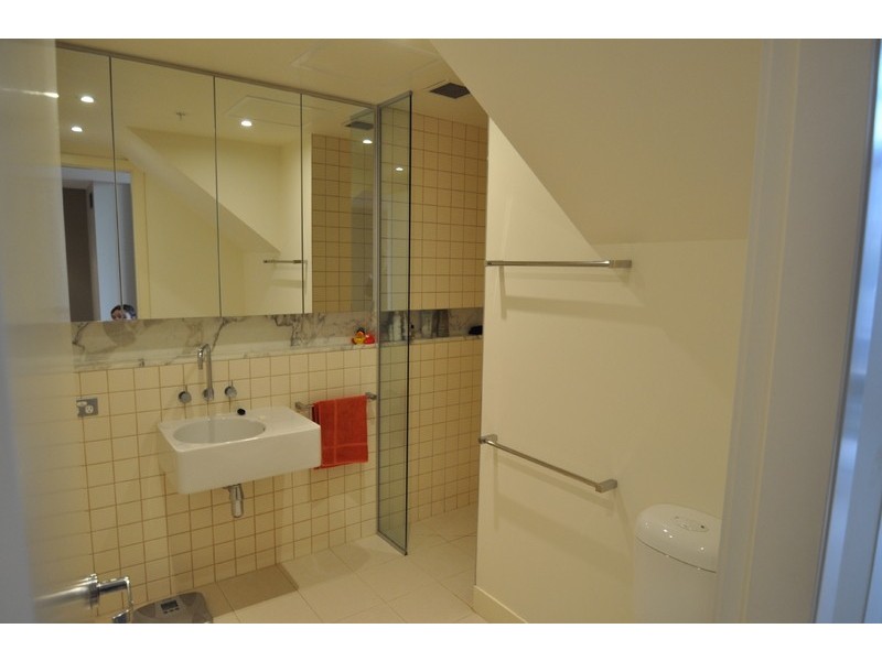 1 Queensbridge Square, Southbank VIC 3006