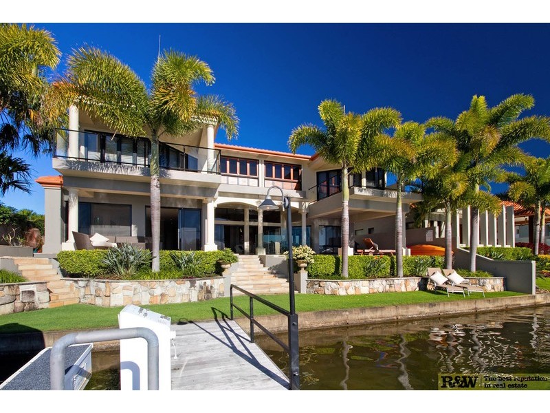 27  Masthead Quay, Noosa Heads QLD 4567