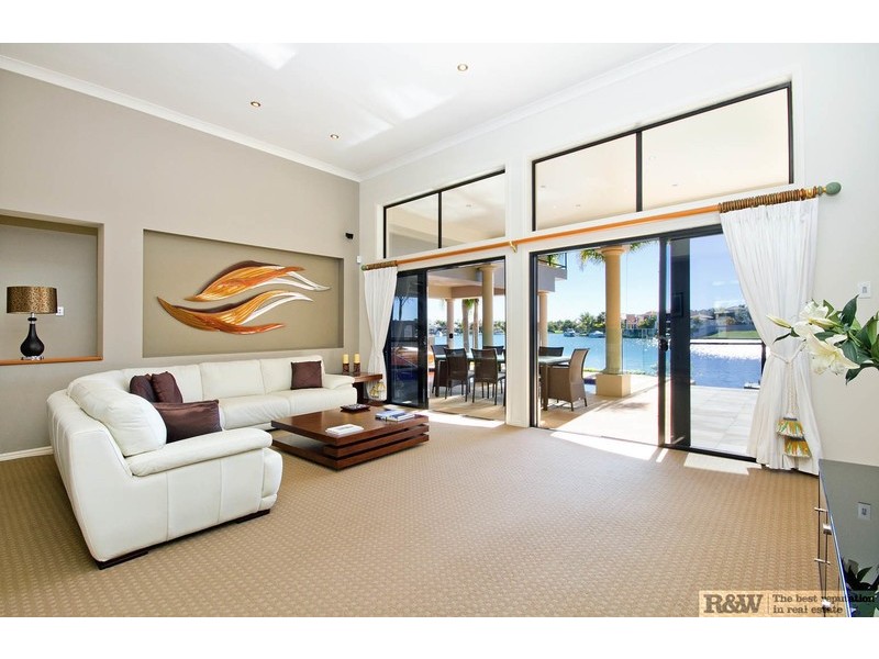 27 Masthead Quay, Noosa Waters QLD 4566