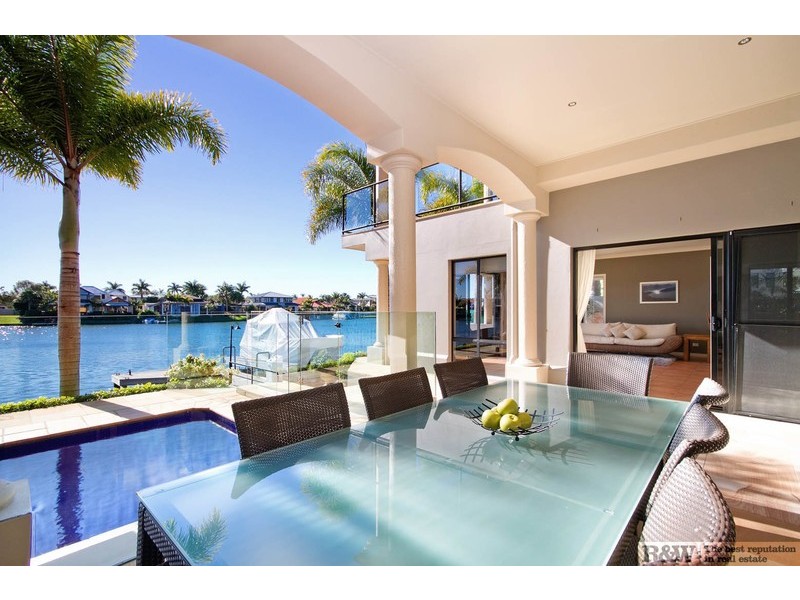27 Masthead Quay, Noosa Waters QLD 4566