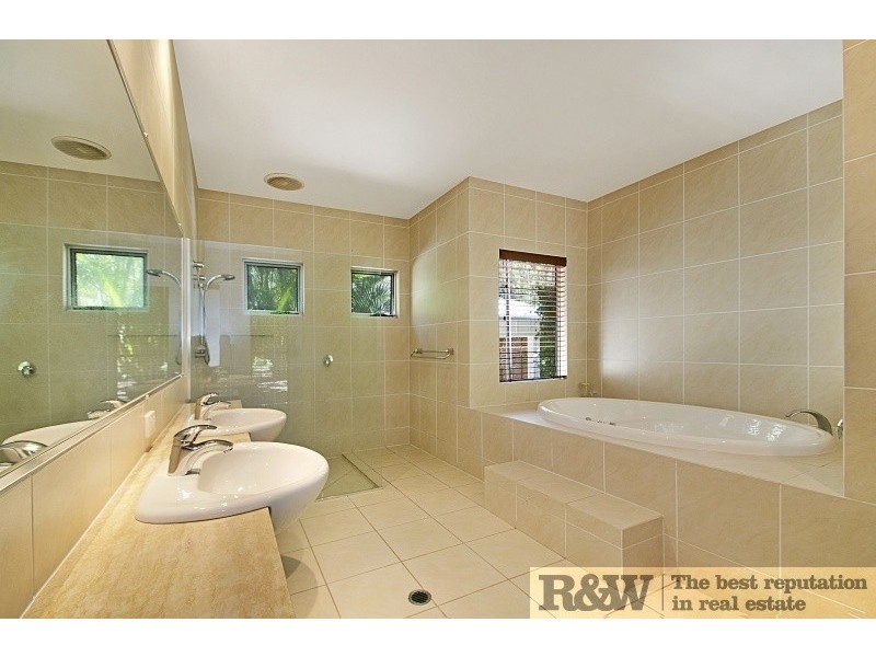 24 Tingara  Court, Tewantin QLD 4565