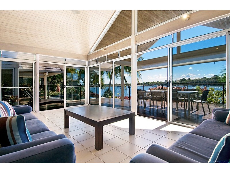 22 Noosa Parade, Noosa Heads QLD 4567
