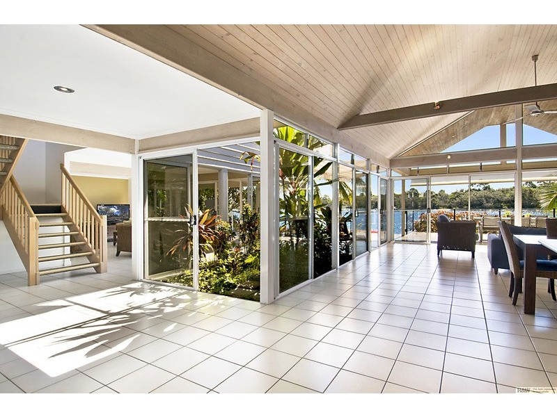 22 Noosa Parade, Noosa Heads QLD 4567