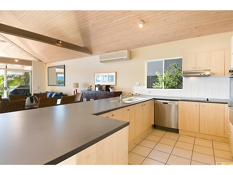 22 Noosa Parade, Noosa Heads QLD 4567