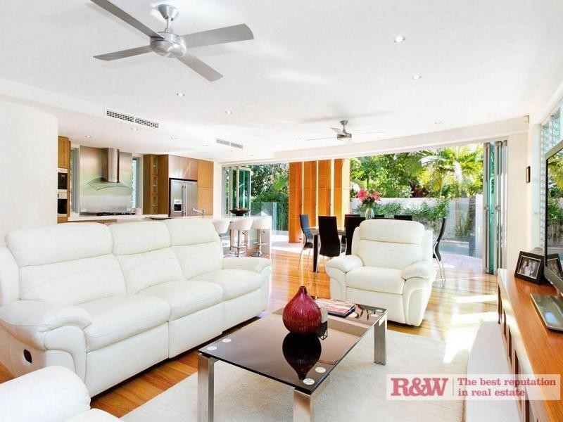 1/20 Asoon Noosa, James Street, Noosaville QLD 4566