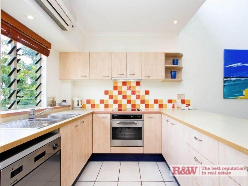 11/7 Montpellier, James Street, Noosaville QLD 4566