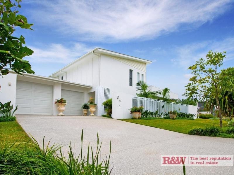 35 Ocean Keys Crescent, Mount Coolum QLD 4573