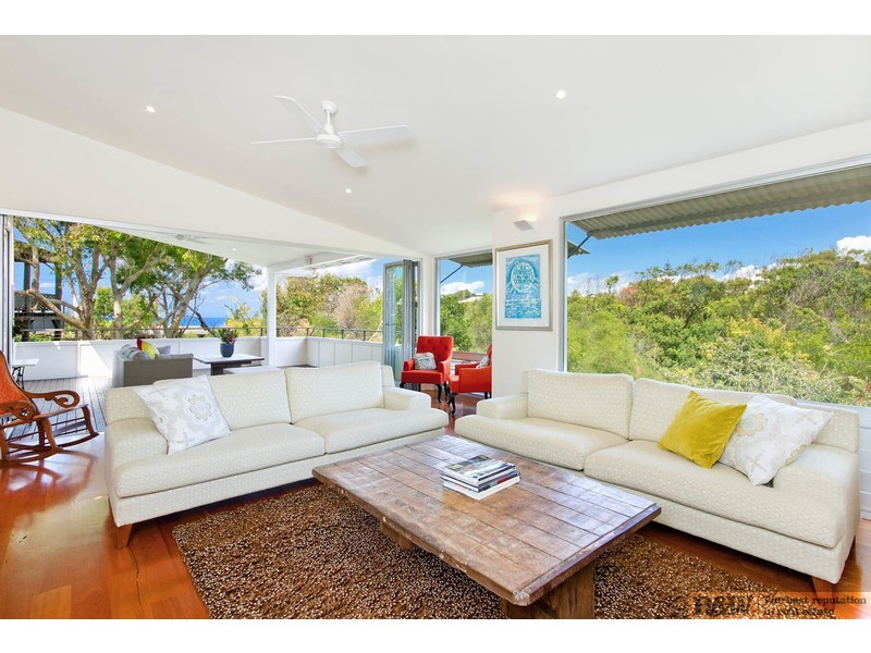 20  Adams Street, Sunshine Beach QLD 4567