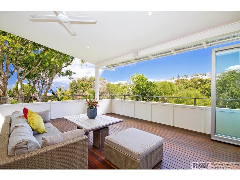 20  Adams Street, Sunshine Beach QLD 4567