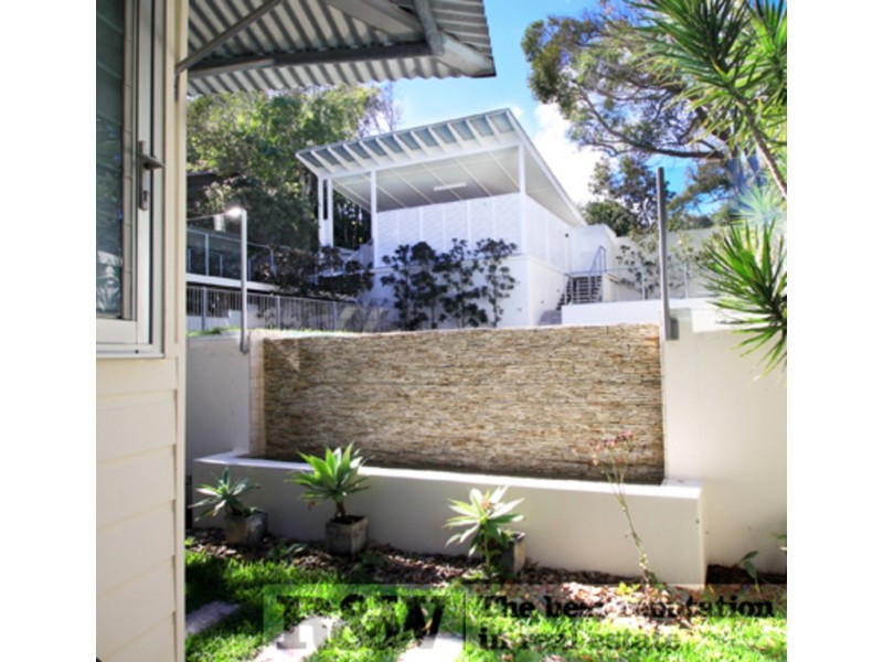 20  Adams Street, Sunshine Beach QLD 4567