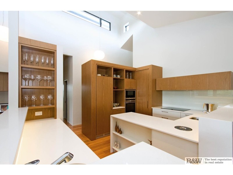 37 Wyuna Drive, Noosa Heads QLD 4567