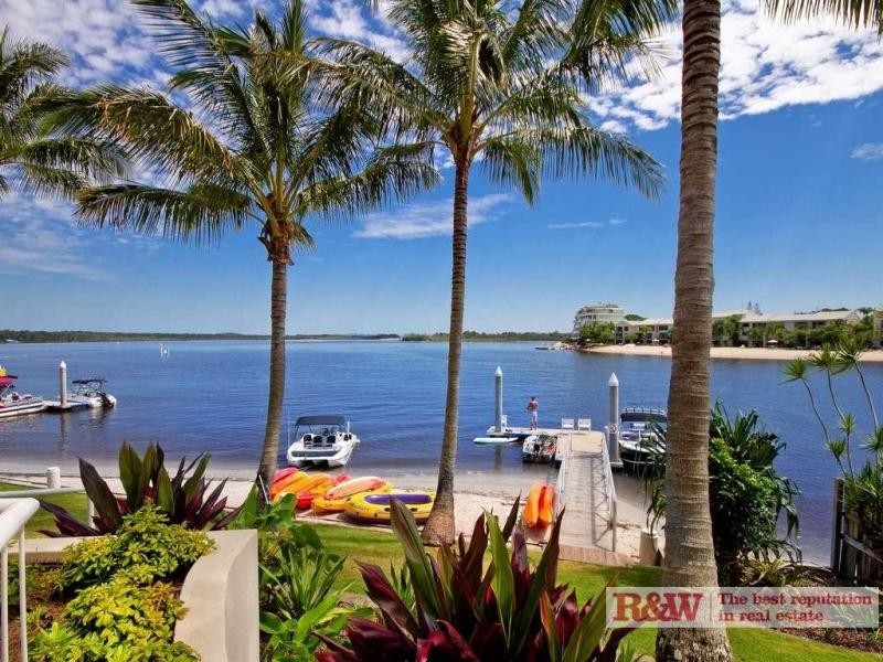 35/24 Noosa Pacific Penthouse, Munna Crescent, Noosaville QLD 4566