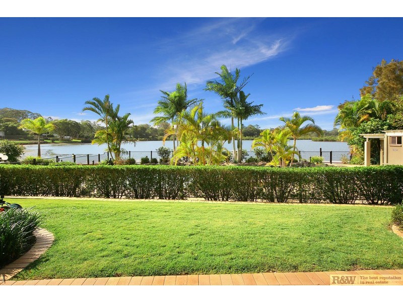 8 ‘Noosa River Quays’ 2-10 Blakesley Street, Tewantin QLD 4565