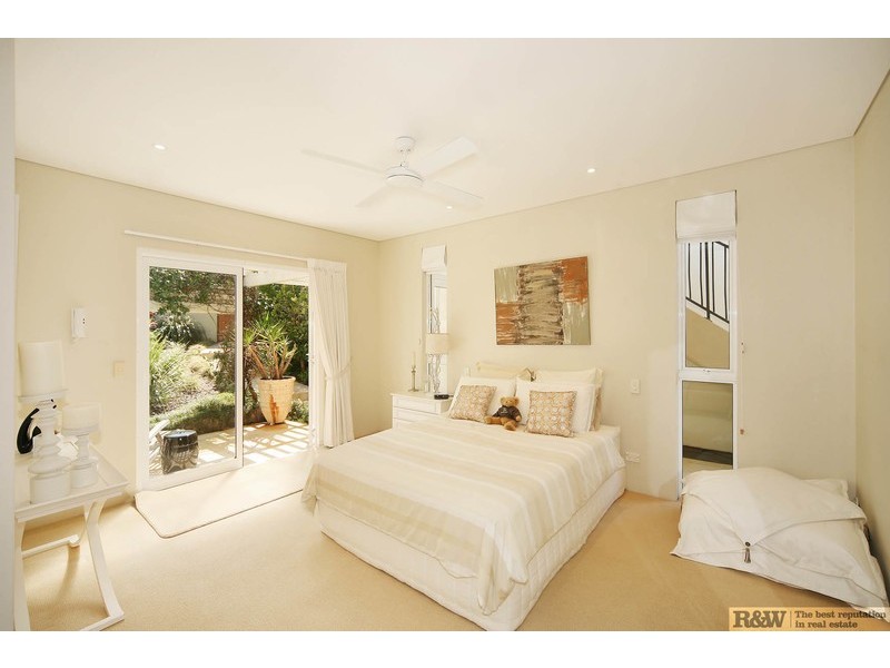 6 Kiamba Court, Sunshine Beach QLD 4567