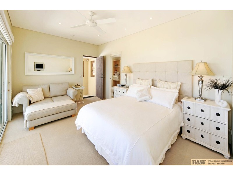 6 Kiamba Court, Sunshine Beach QLD 4567