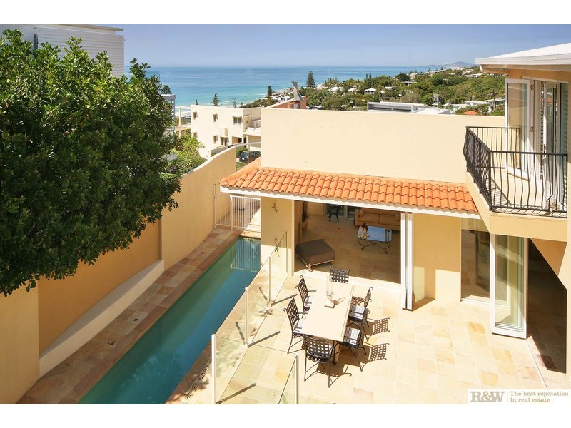 6 Kiamba Court, Sunshine Beach QLD 4567