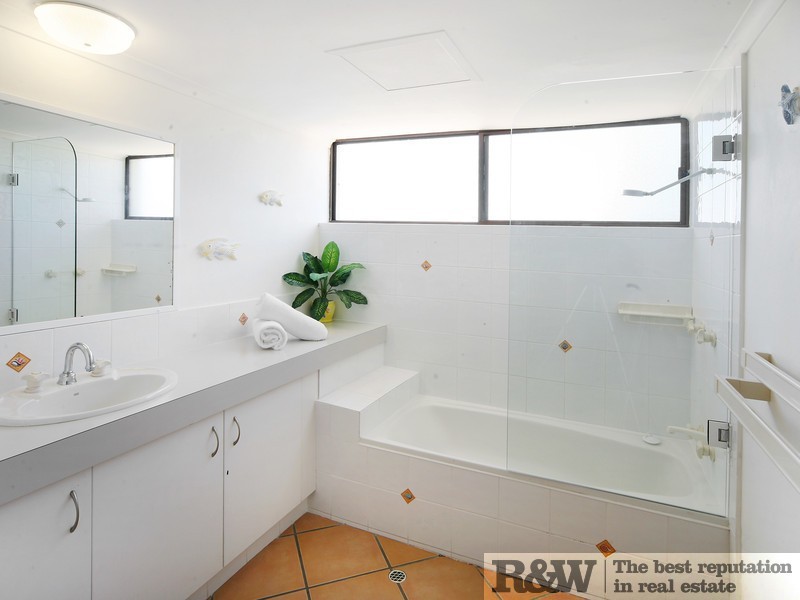 35/291 ‘Munna Beach’ Gympie Terrace, Noosaville QLD 4566